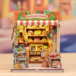 MINIATURE HOUSE - DIY- The Green's Grocery - 301pc + LED Light