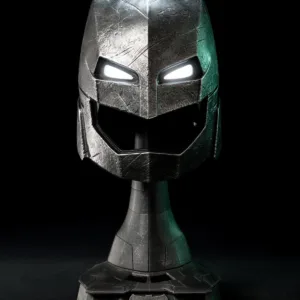 BATMAN V SUPERMAN - Casque blindé de Batman - Réplique 1/1